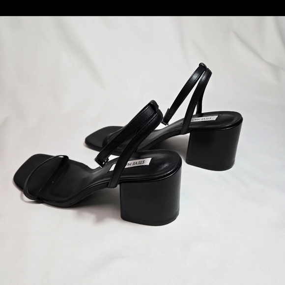 Steve Madden Black Leather Ankle Strap Chunky Black Heel Square Toe Sandal Sz 10 - Picture 3 of 8